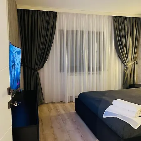 Impact Apartments Piteşti Extérieur photo