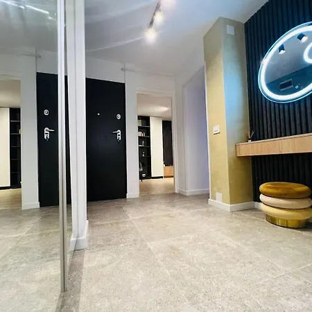 Impact Apartments Piteşti Extérieur photo